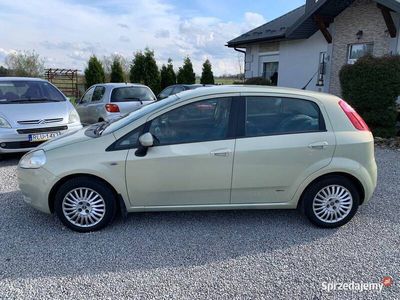 używany Fiat Grande Punto 1.4+GAZ_LPG_2 kpl kół_Klima_Kamera cofania