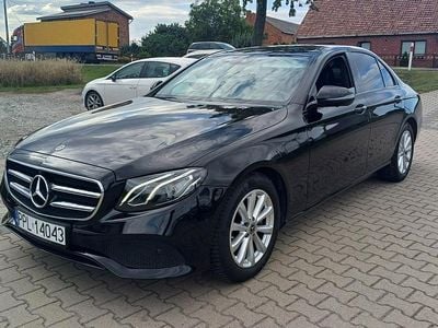 Mercedes E220