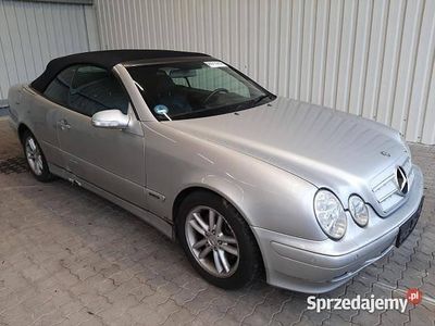 Używany Mercedes CLK230 2001 Srebrny Kabriolet