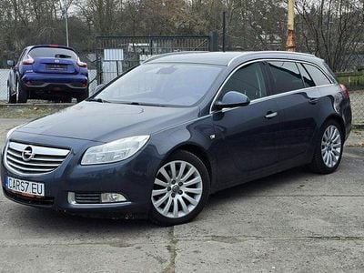 Szary Używany 2011 Opel Insignia Kombi | 14 000 zł (Dobra cena)