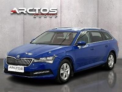 Używany Skoda Superb Ambition 150 KM (110 kW) 2023 Niebieski Kombi