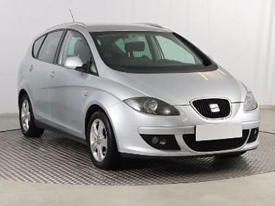 Używany Seat Altea XL 140 KM (102 kW) 2007 Srebrny Minivan