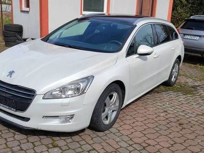 używany Peugeot 508 SW 1.6D 190tys biała perła zamiana