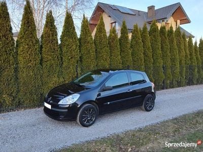 Czarny Używany 2008 Renault Clio III Hatchback | 9500 zł (Dobra cena)