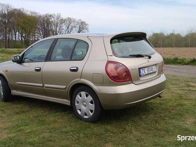 Nissan Almera