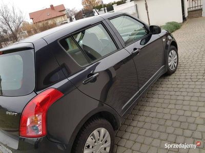 Używany Suzuki Swift 2009 Czarny Hatchback