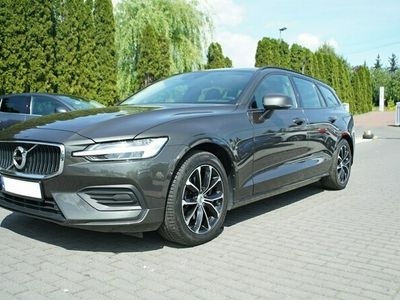 używany Volvo V60 2dm 150KM 2019r. 105 000km