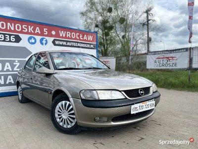 używany Opel Vectra 1.6 Benzyna / Klimatyzacja / Elektryka / HAK / Z