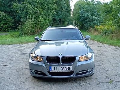 Szary Używany 2010 BMW 325 Kombi | 28 500 zł