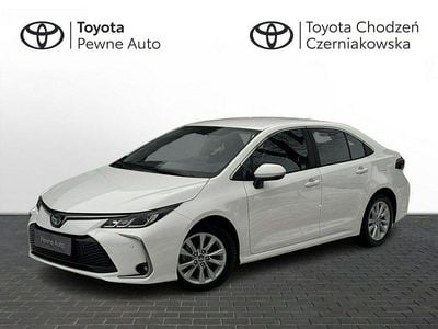 Używany Toyota Corolla Comfort 140 KM (102 kW) 2023 Biały Sedan/Limuzyna