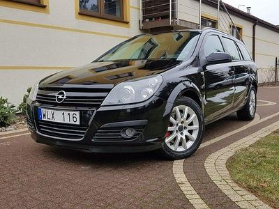 Używany Opel Astra 170 KM (125 kW) 2004 Czarny Sedan/Limuzyna