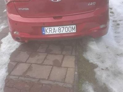 Używany Hyundai i20 2017 Czerwony Hatchback