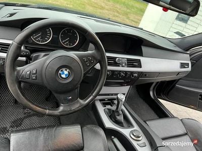 BMW 525