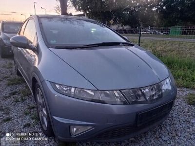 używany Honda Civic VIII FABRYCZNA STYLIZACJA TYPE R ALU17 BENZ MOZLIWE LPG