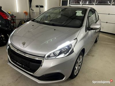 używany Peugeot 208 1dm 68KM 2016r. 149 900km