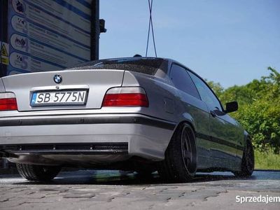 używany BMW 325 i ori po vin