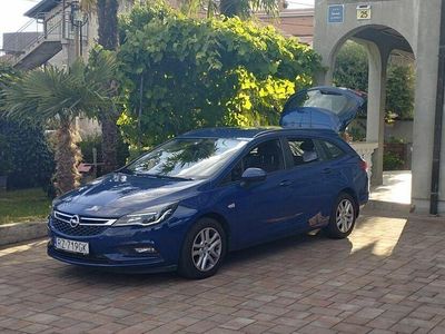 Używany Opel Astra Enjoy 2019 Niebieski Kombi