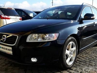 Używany Volvo V50 115 KM (84 kW) 2012 Czarny metalik Kombi