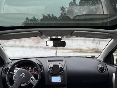 Srebrny Używany 2011 Nissan Qashqai SUV | 28 200 zł (Uczciwa cena)