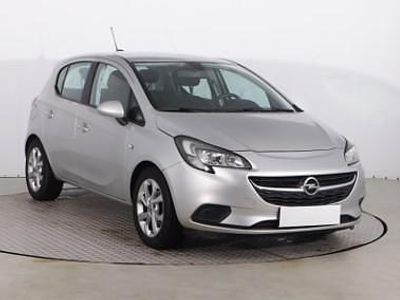 Srebrny Używany 2017 Opel Corsa Hatchback | 33 999 zł (Uczciwa cena)