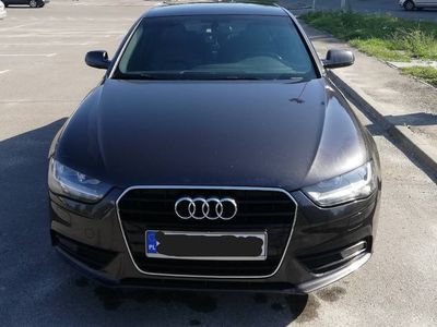 używany Audi A4 b8 2.0 tdi 2012