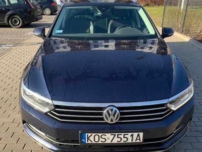 Używany VW Passat 2016 Granatowy Kombi