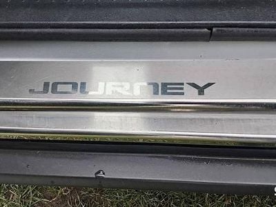 Srebrny Używany 2014 Dodge Journey SUV | 36 555 zł (Dobra cena)