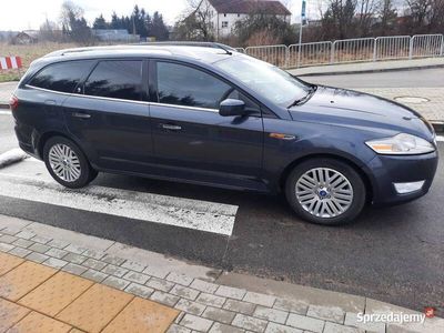 używany Ford Mondeo MONDEO 1.8 TDCi 125KM WERSJA GHIA1.8 TDCi 125KM WERSJA GHIA