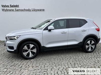 Używany Volvo XC40 197 KM (144 kW) 2022 Srebrny SUV