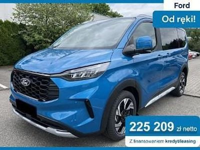 Nowe Ford Tourneo Active 170 KM (125 kW) 2025 Niebieski Kombi