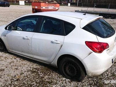 używany Opel Astra 