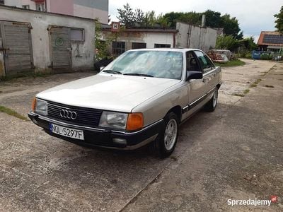 Używany Audi 100 1987 Złoty Sedan/Limuzyna