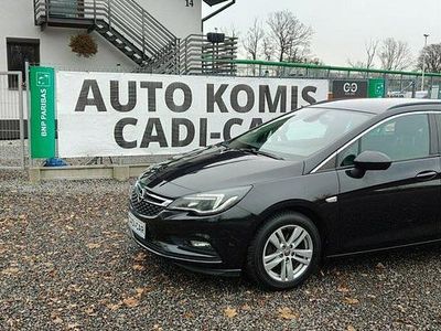 Czarny Używany 2016 Opel Astra Kombi | 42 900 zł (Dość drogi)