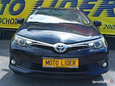 Toyota Auris Hybrid