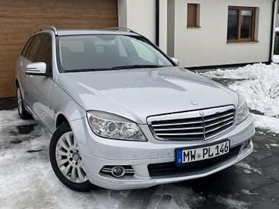 Używany Mercedes A180 156 KM (114 kW) 2009 Srebrny Kombi