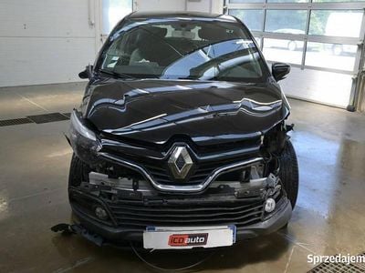 używany Renault Captur 1.5dm 90KM 2016r. 65 931km