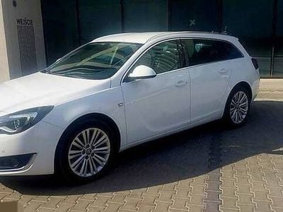 Używany Opel Insignia 136 KM (100 kW) 2016 Biały Sedan/Limuzyna