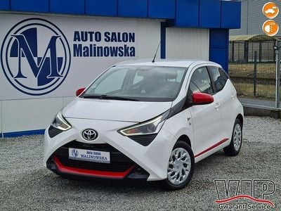 Używany Toyota Aygo 72 KM (52 kW) 2020 Biały Hatchback