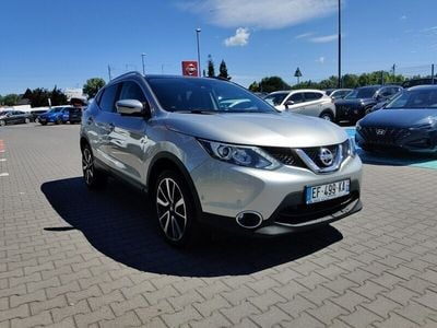 Srebrny Używany 2016 Nissan Qashqai Tekna SUV | 69 500 zł