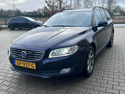 Używany Volvo V70 120 KM (88 kW) 2015 Niebieski Kombi