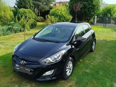 Czarny Używany 2012 Hyundai i30 Hatchback | 27 900 zł (Dość drogi)