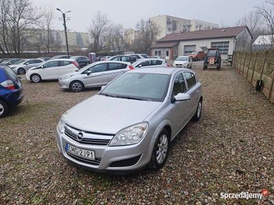 używany Opel Astra *1,6benz * 115KM * 2008R * Bogata wersja *