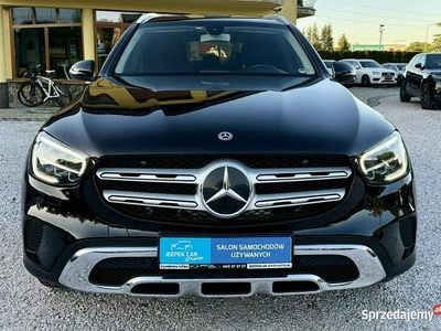 Mercedes GLC300