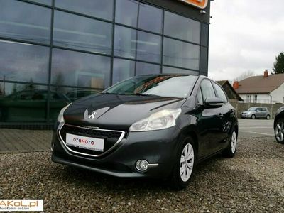 używany Peugeot 208 1.2dm 82KM 2013r. 167 000km