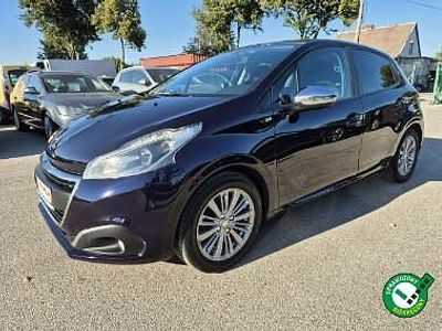używany Peugeot 208 1.2dm 80KM 2016r. 131 000km