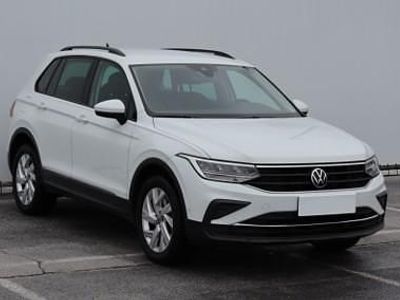Używany VW Tiguan 190 KM (139 kW) 2022 Biały SUV