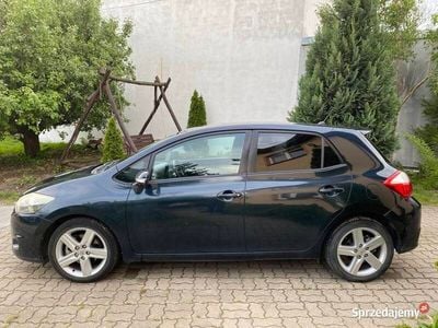 Używany Toyota Auris 2011 Hatchback
