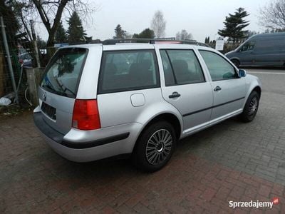 Srebrny Używany 2001 VW Golf IV Kombi | 7900 zł (Drogi)