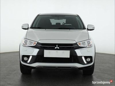 Biały Używany 2017 Mitsubishi ASX SUV | 63 999 zł (Drogi)