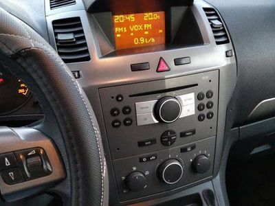 używany Opel Zafira